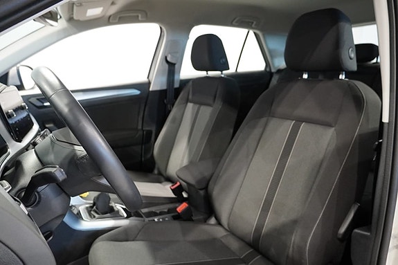 Volkswagen T-Roc 4 of 17
