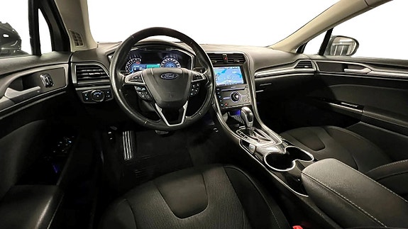 Ford Mondeo 10 of 25