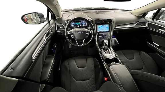 Ford Mondeo 7 of 25