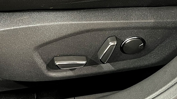 Ford Mondeo 20 of 25