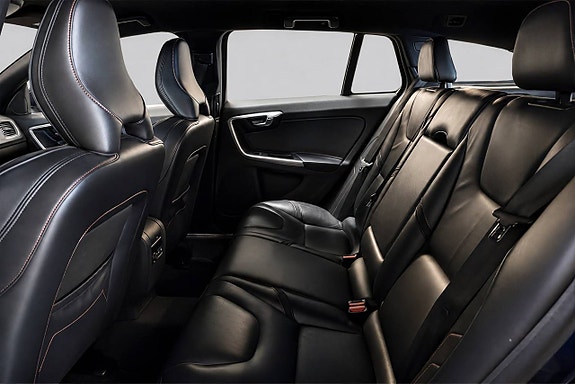 Volvo V60 9 of 18