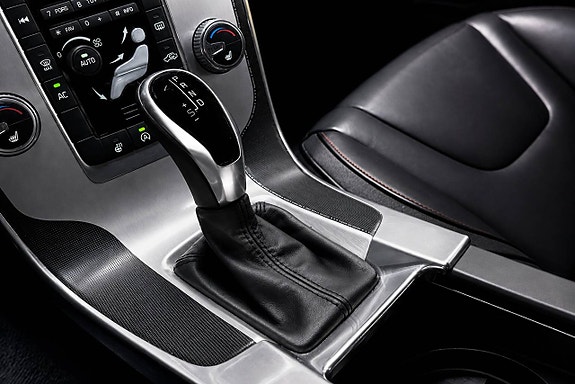 Volvo V60 14 of 18