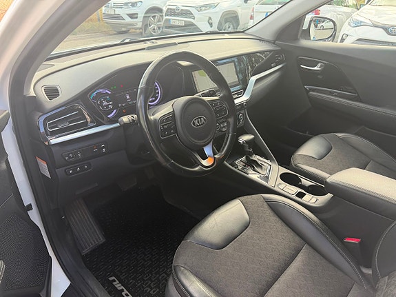 Kia Niro 7 of 17