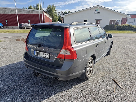 Volvo V70 6 of 6
