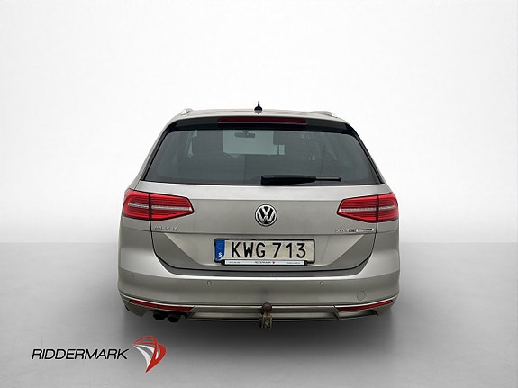 Volkswagen Passat 6 of 29