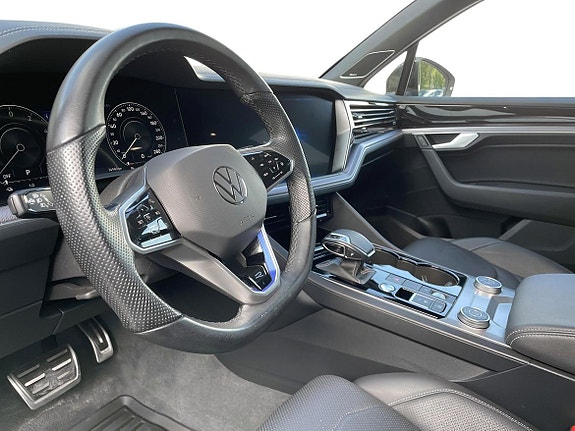 Volkswagen Touareg 6 of 15