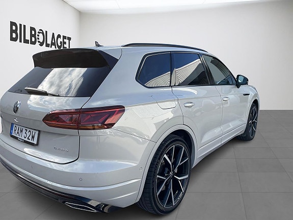 Volkswagen Touareg 4 of 15