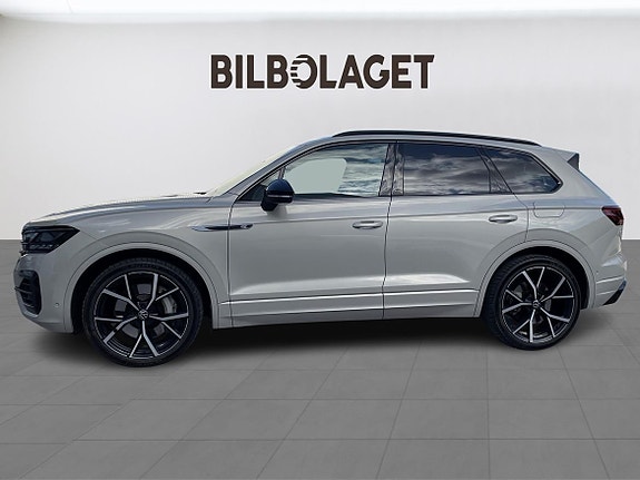 Volkswagen Touareg 2 of 15