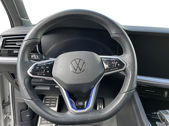 Volkswagen Touareg 9 of 15
