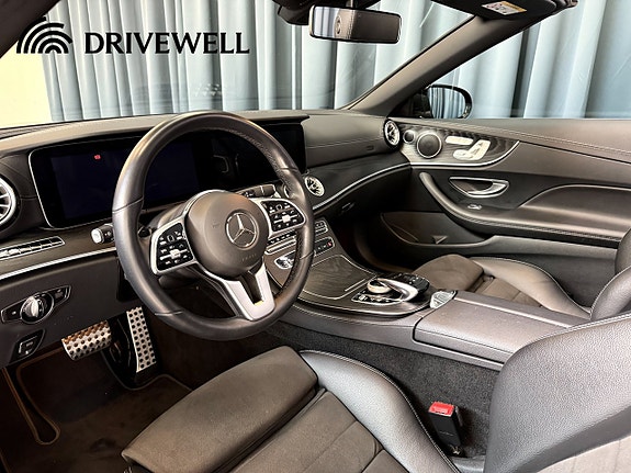 Mercedes-Benz E450 9 of 30