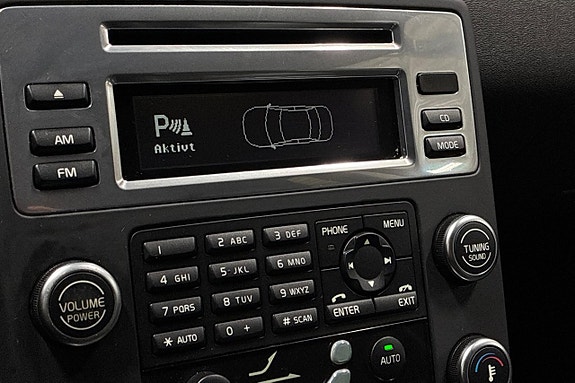 Volvo XC70 19 of 28