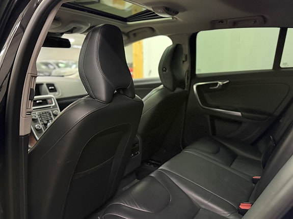 Volvo V60 9 of 19