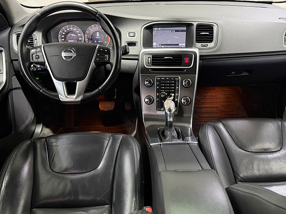 Volvo V60 6 of 19