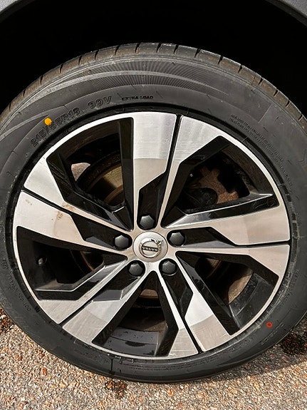 Volvo V60 Cross Country 8 of 15
