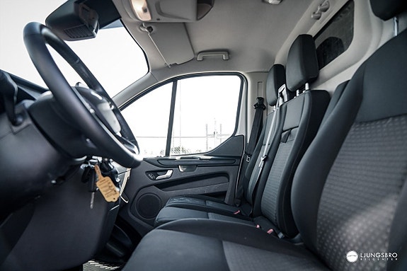 Ford Transit Custom 5 of 9