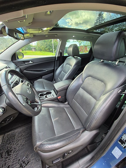 Hyundai Tucson 6 of 8
