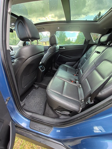 Hyundai Tucson 5 of 8