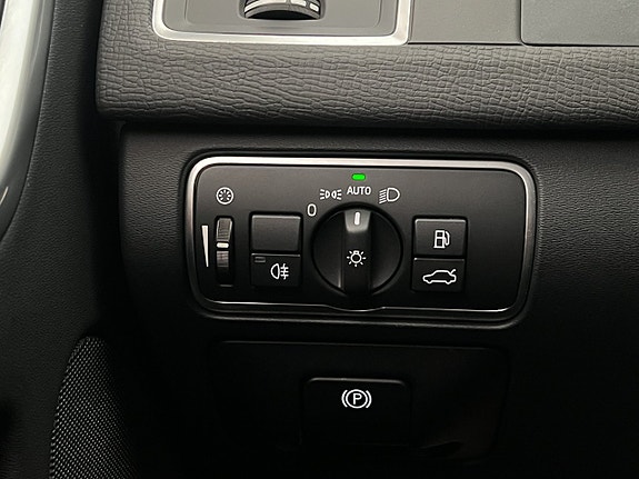 Volvo XC60 16 of 30