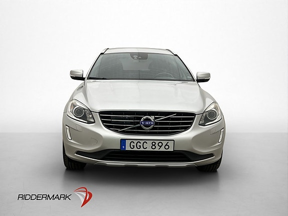 Volvo XC60 2 of 30