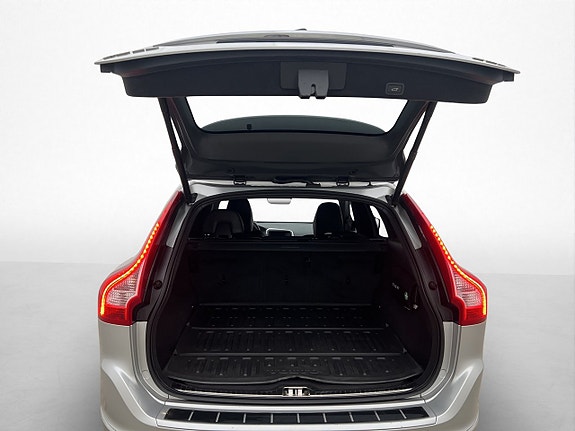 Volvo XC60 26 of 30