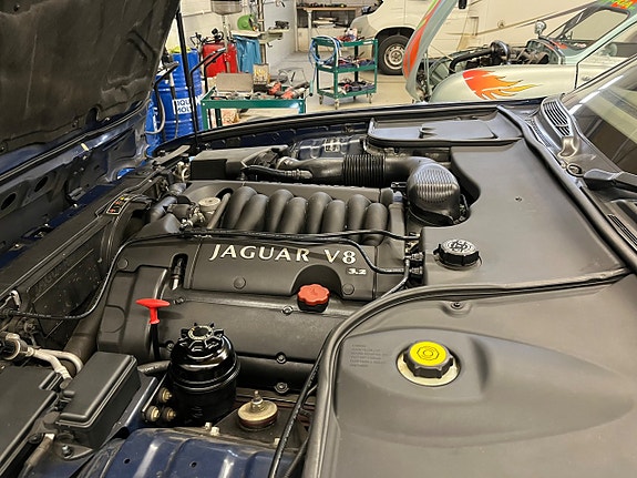 Jaguar XJ 30 of 30