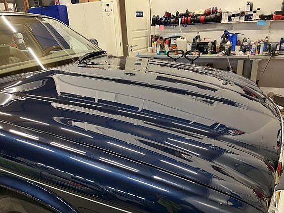Jaguar XJ 8 of 30