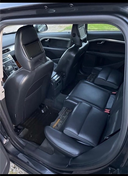 Volvo V70 4 of 4