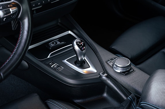 BMW M2 12 of 15