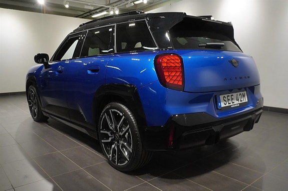 MINI Aceman E 2 of 2