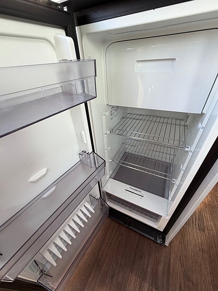 Pössl *5.99m*Långbäddar*Lithiumbatteri/Inverter*TV*Dragkrok:2500kg 6 of 30