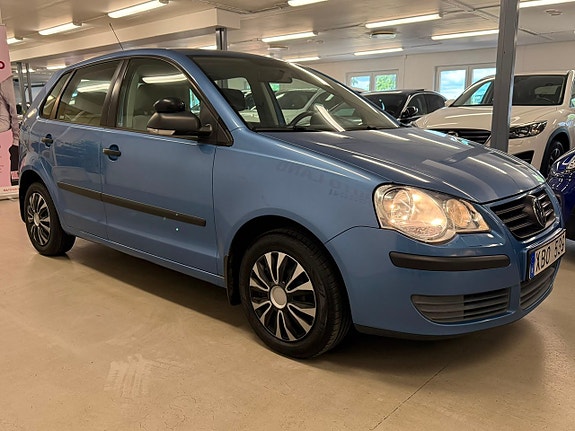 Volkswagen Polo 11 of 23