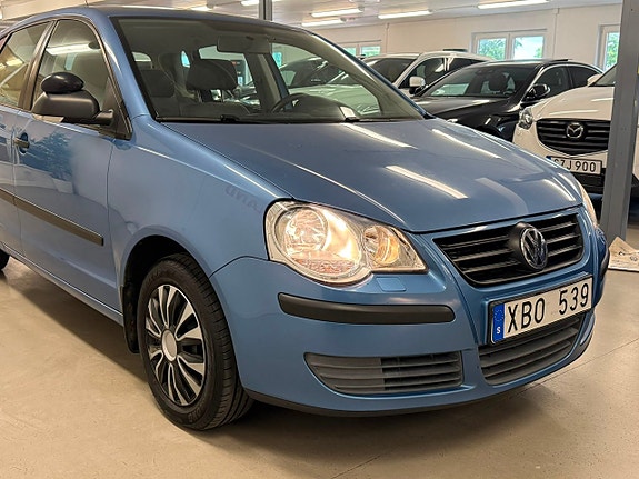 Volkswagen Polo 12 of 23