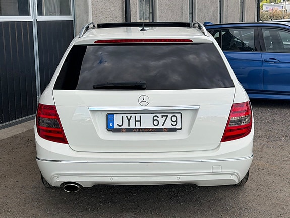 Mercedes-Benz C250 7 of 18