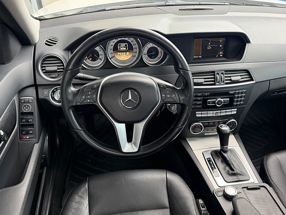 Mercedes-Benz C250 10 of 18