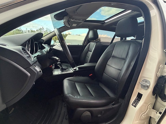 Mercedes-Benz C250 8 of 18