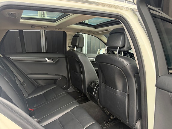 Mercedes-Benz C250 12 of 18