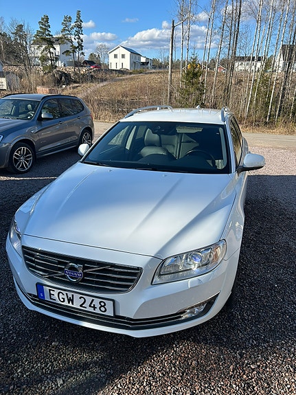 Volvo V70 7 of 11