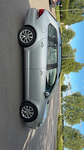 Volkswagen Golf VI 2 of 7