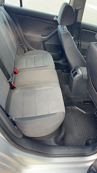 Volkswagen Golf VI 7 of 7