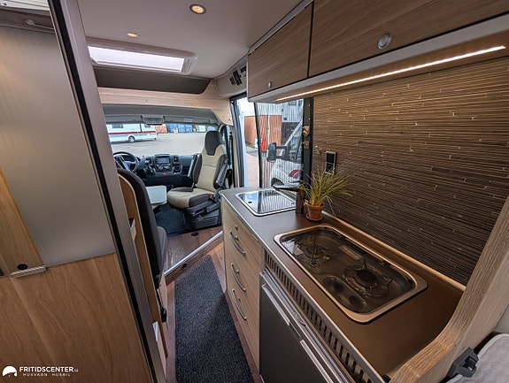 Hymer Yellowstone *Plåtis / Långbäddar / Dragkrok 21 of 21
