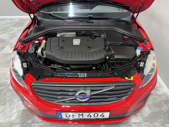 Volvo XC60 13 of 29