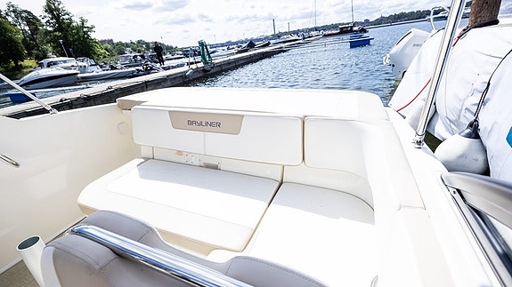 Bayliner VR5 - 2020 10 of 17