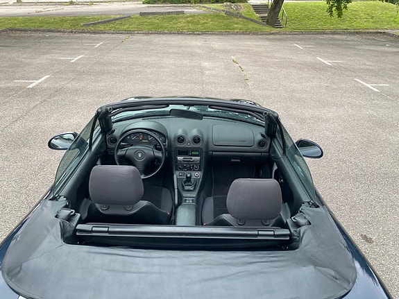 Mazda MX-5 24 of 29