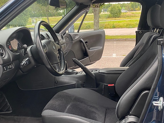 Mazda MX-5 16 of 29