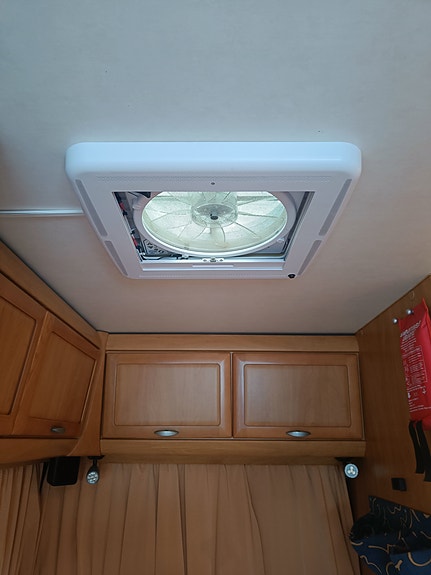 Hymer B574 10 of 15