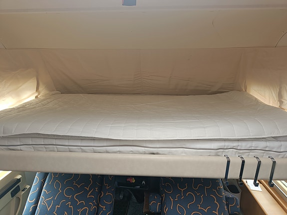 Hymer B574 4 of 15