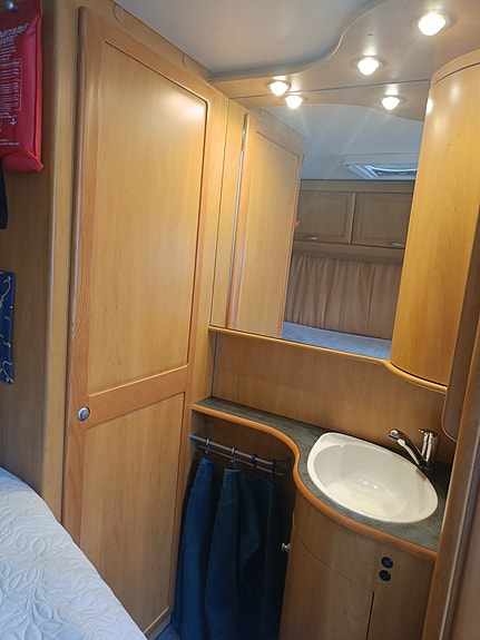 Hymer B574 11 of 15