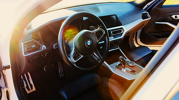 BMW 330e 7 of 8