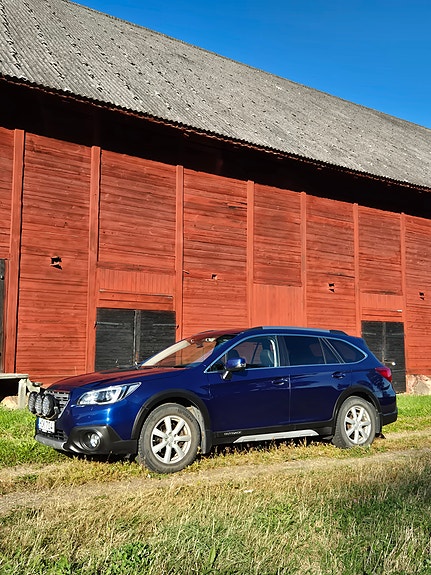 Subaru Outback 4 of 7