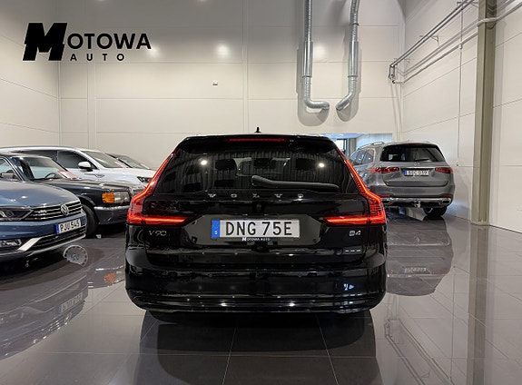 Volvo V90 6 of 22